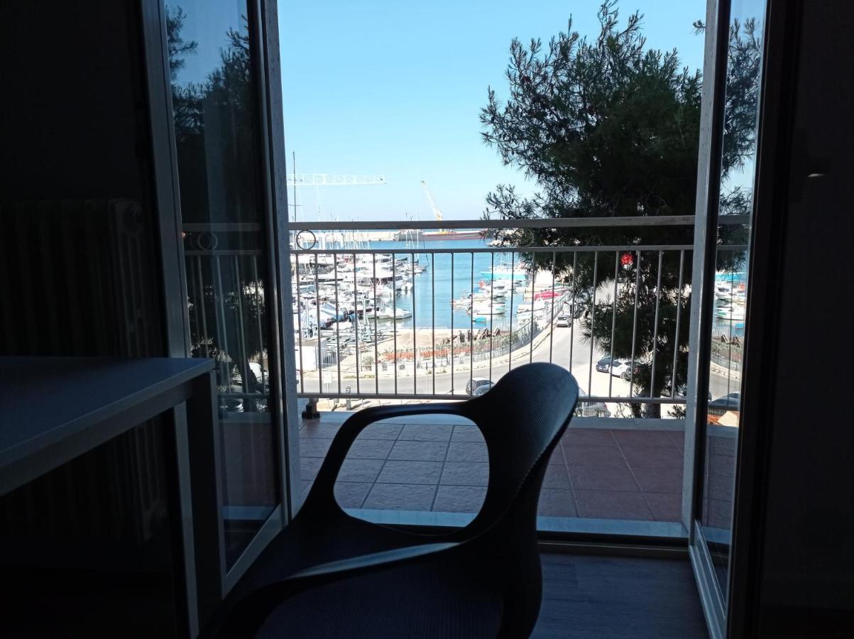 Monopoli Guest House Ba07203091000019440 Eksteriør billede