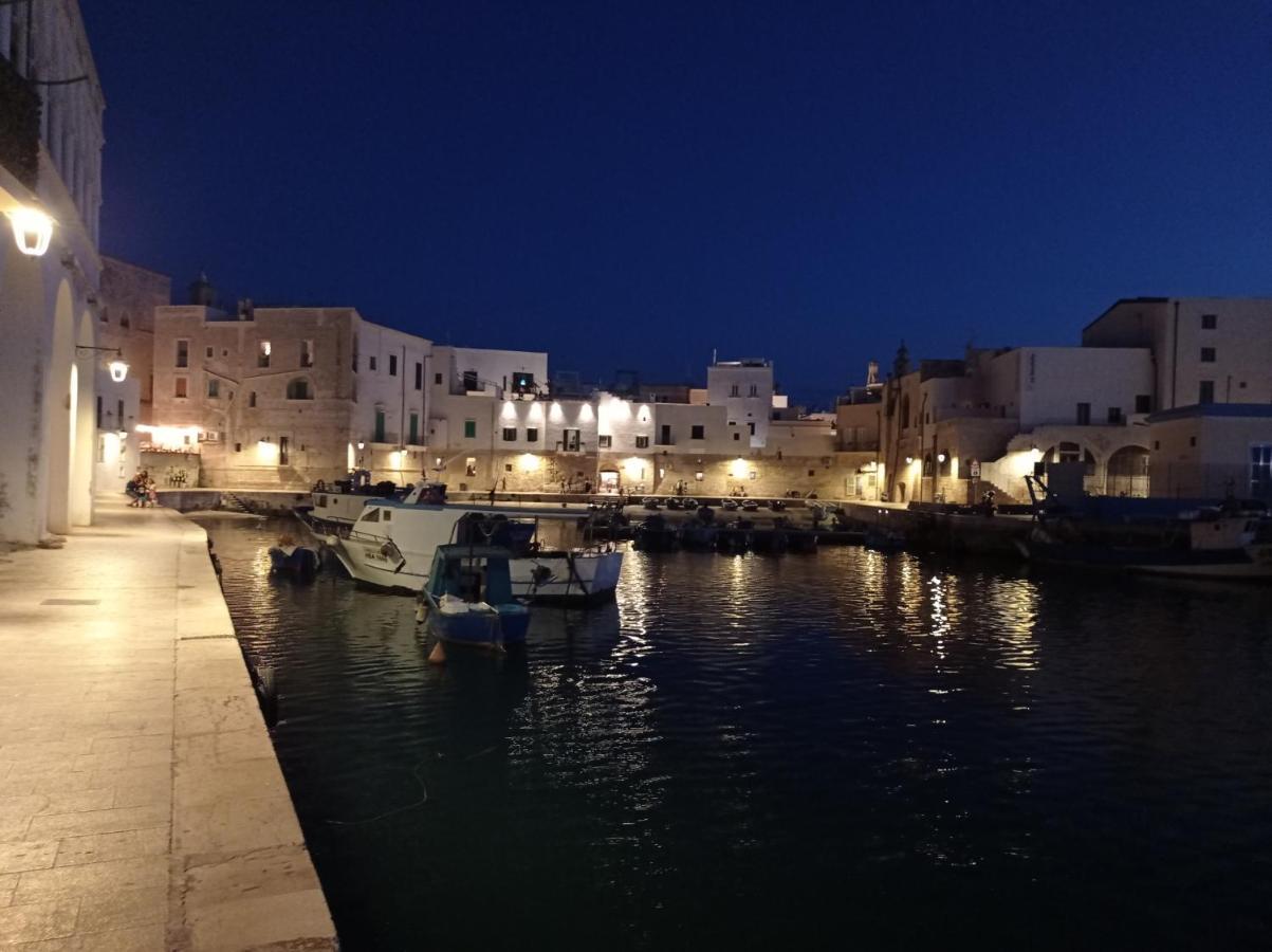 Monopoli Guest House Ba07203091000019440 Eksteriør billede